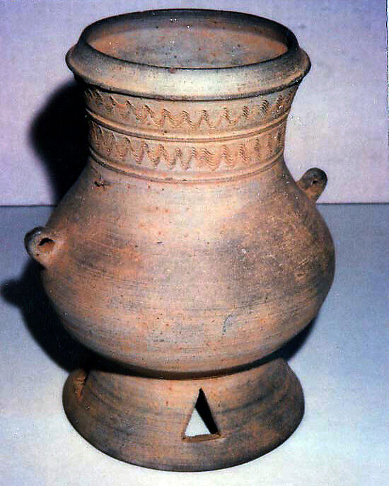 Pedestal jar with two handles, Stoneware, Korea