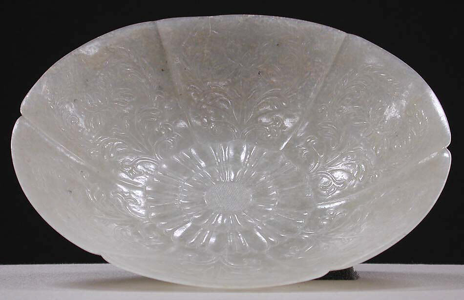Shallow bowl in the shape of a flower, Jade (nephrite), India