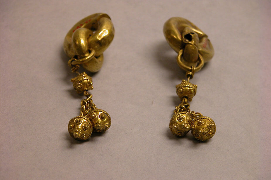 Earring (one of a pair), Gold, Korea
