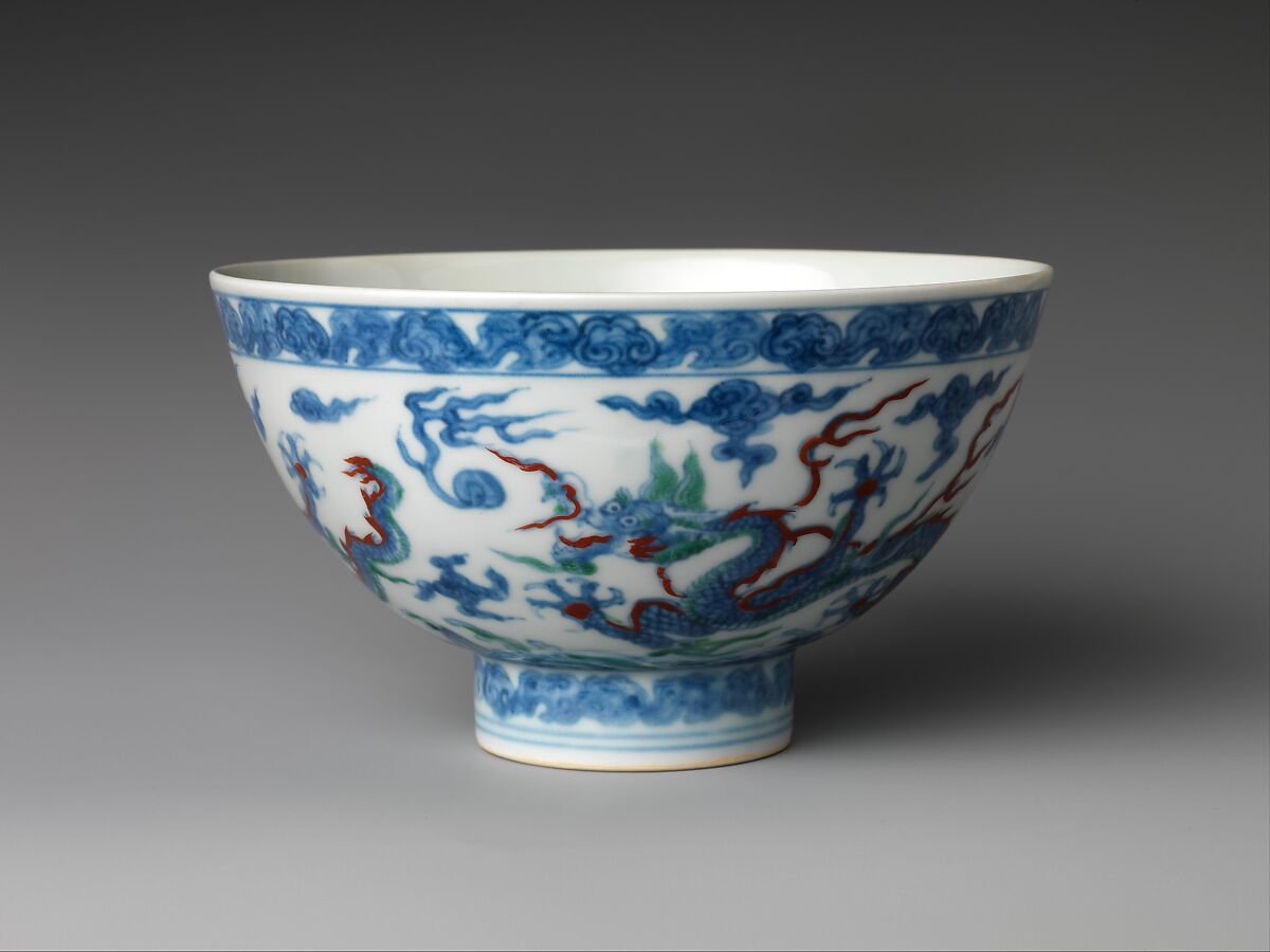 Bowl with dragons, Porcelain painted in underglaze cobalt blue and overglaze red and green enamels (Jingdezhen ware), China