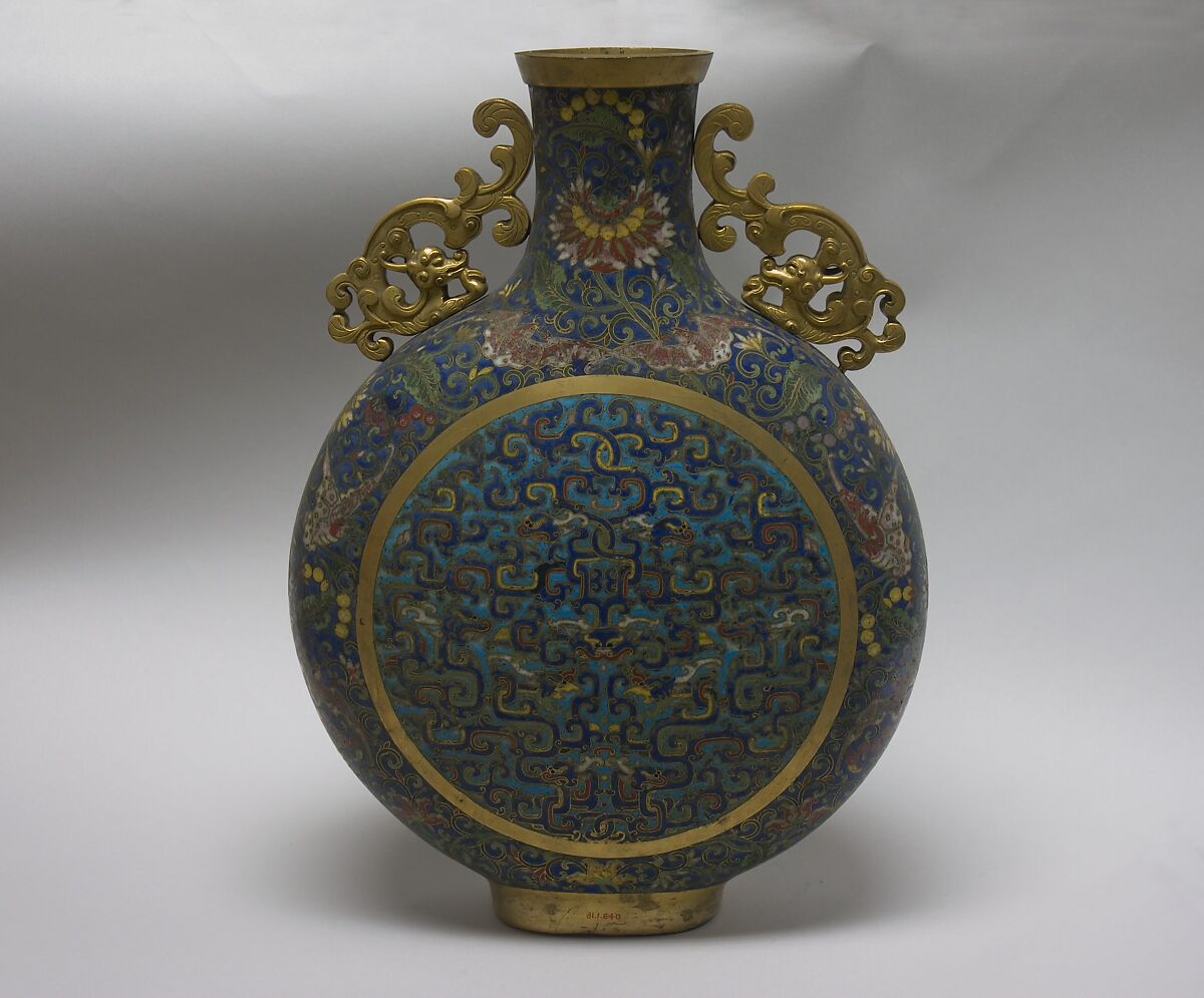 Flask vase with archaistic dragons and bats, Cloisonné enamel, China