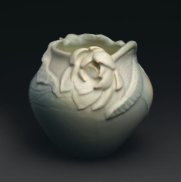 Vase with lotus flower, Kataro Shirayamadani, Earthenware, American