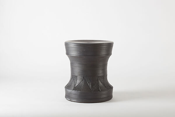 Imbizo Stool, Chuma Maweni, Carved glazed ceramic