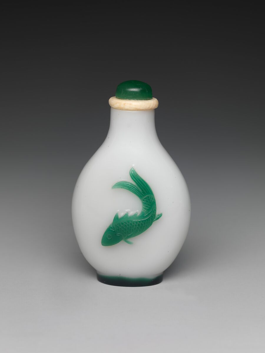 Snuff bottle with fish, Overlay glass with ivory-and-glass stopper, China