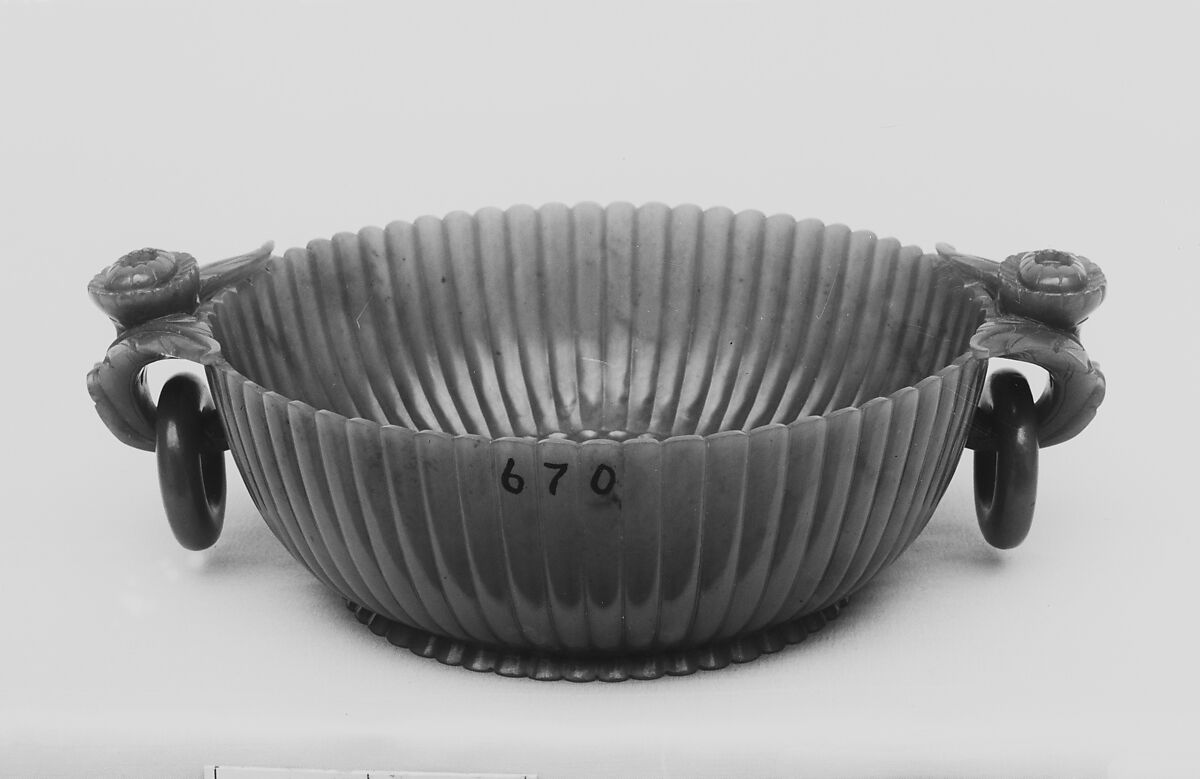 Bowl with ring handles

, Jade (nephrite), China