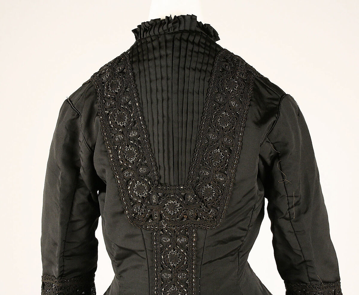 Tea gown, silk, beads, American