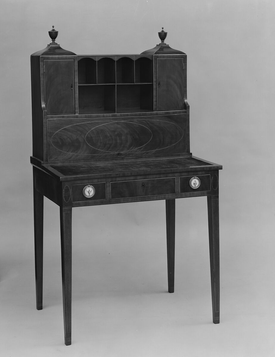 Writing Table, Mahogany, satinwood, ebony stringing, tulip poplar, pine, American