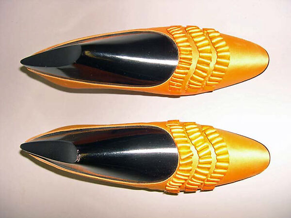 Pumps, Roger Vivier (French, 1913–1998), silk, wood, French