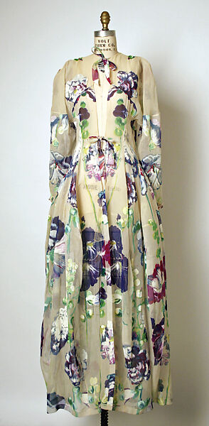 Tea gown, Cristobal Balenciaga (Spanish, Guetaria, San Sebastian 1895–1972 Javea), silk, French 