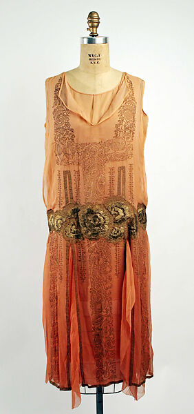 Evening ensemble, a) silk, fur
b) silk, American or European