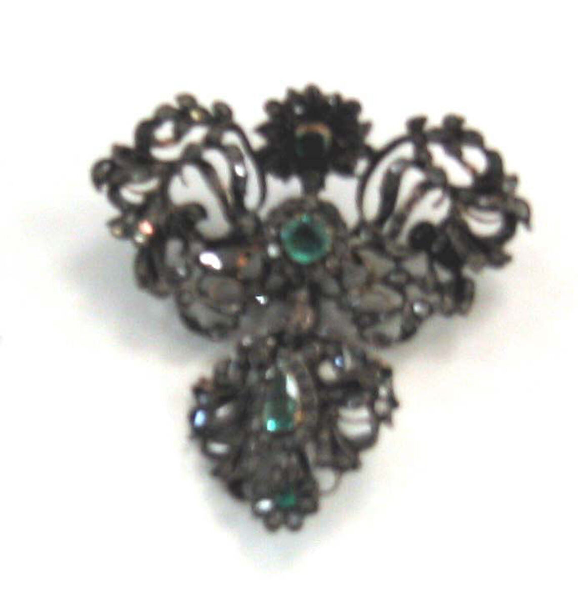 Jewelry set, silver, (stone) diamond, American or European