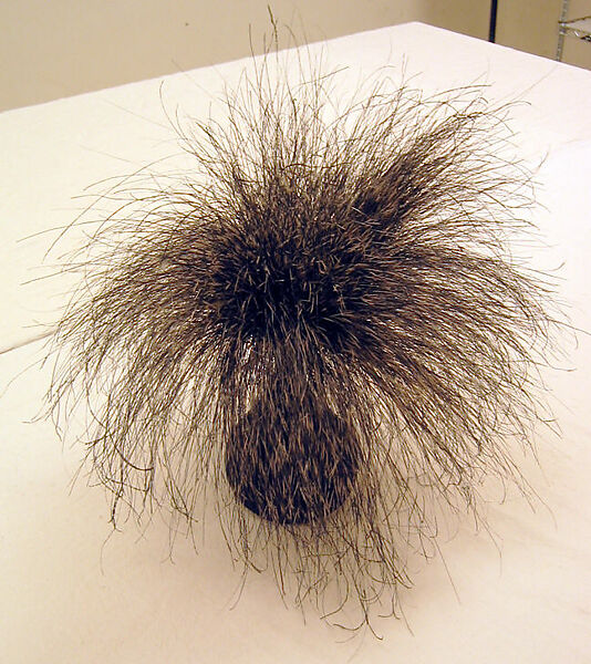 Hat, Philip Treacy (British, born Ireland, 1966), synthetic, feathers, elastic, plastic, silk, British 