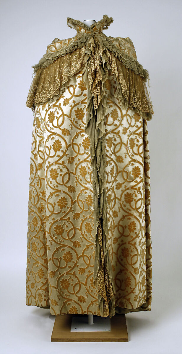 Opera cape, House of Worth (French, 1858–1956), silk, French 