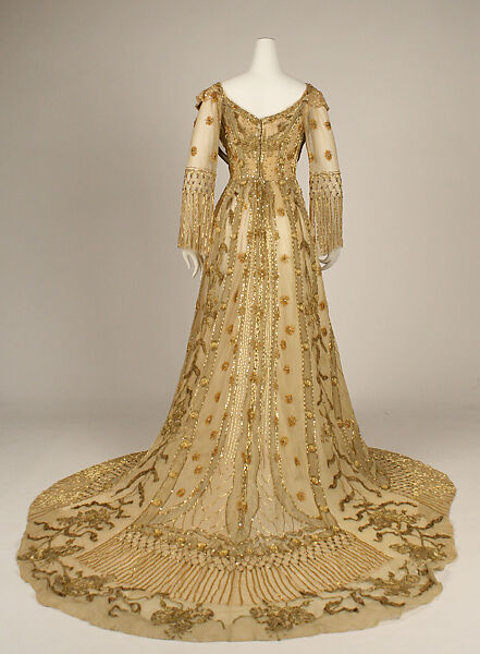 Evening dress, [no medium available], European