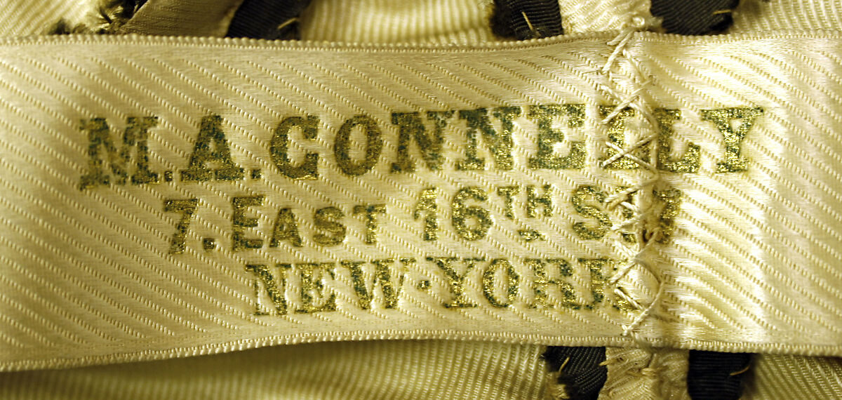 Dress, M. A. Connelly (American (born Ireland), County Cork 1834–1958 New York), silk, American