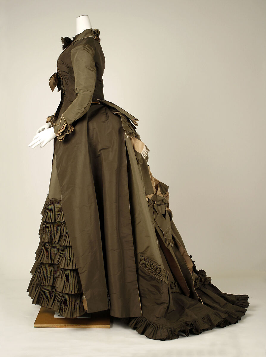 Dress, M. A. Connelly (American (born Ireland), County Cork 1834–1958 New York), silk, American