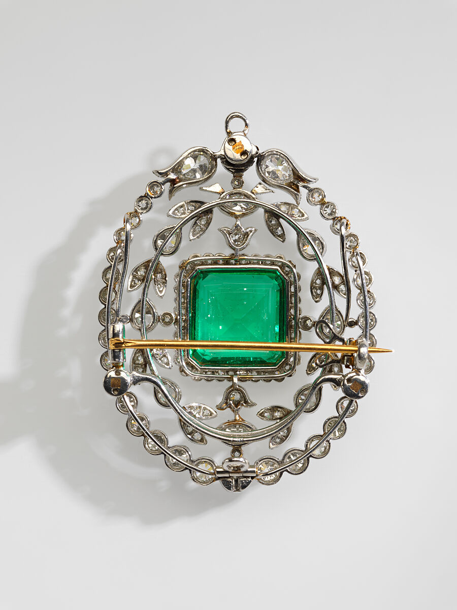 Brooch, Probably Tiffany &amp; Co. (1837–present), Emerald, diamonds, platinum, American