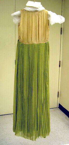 Tea gown, Jessie Franklin Turner (American, 1923–1943), silk, metallic, American