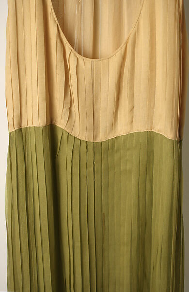 Tea gown, Jessie Franklin Turner (American, 1923–1943), silk, metallic, American