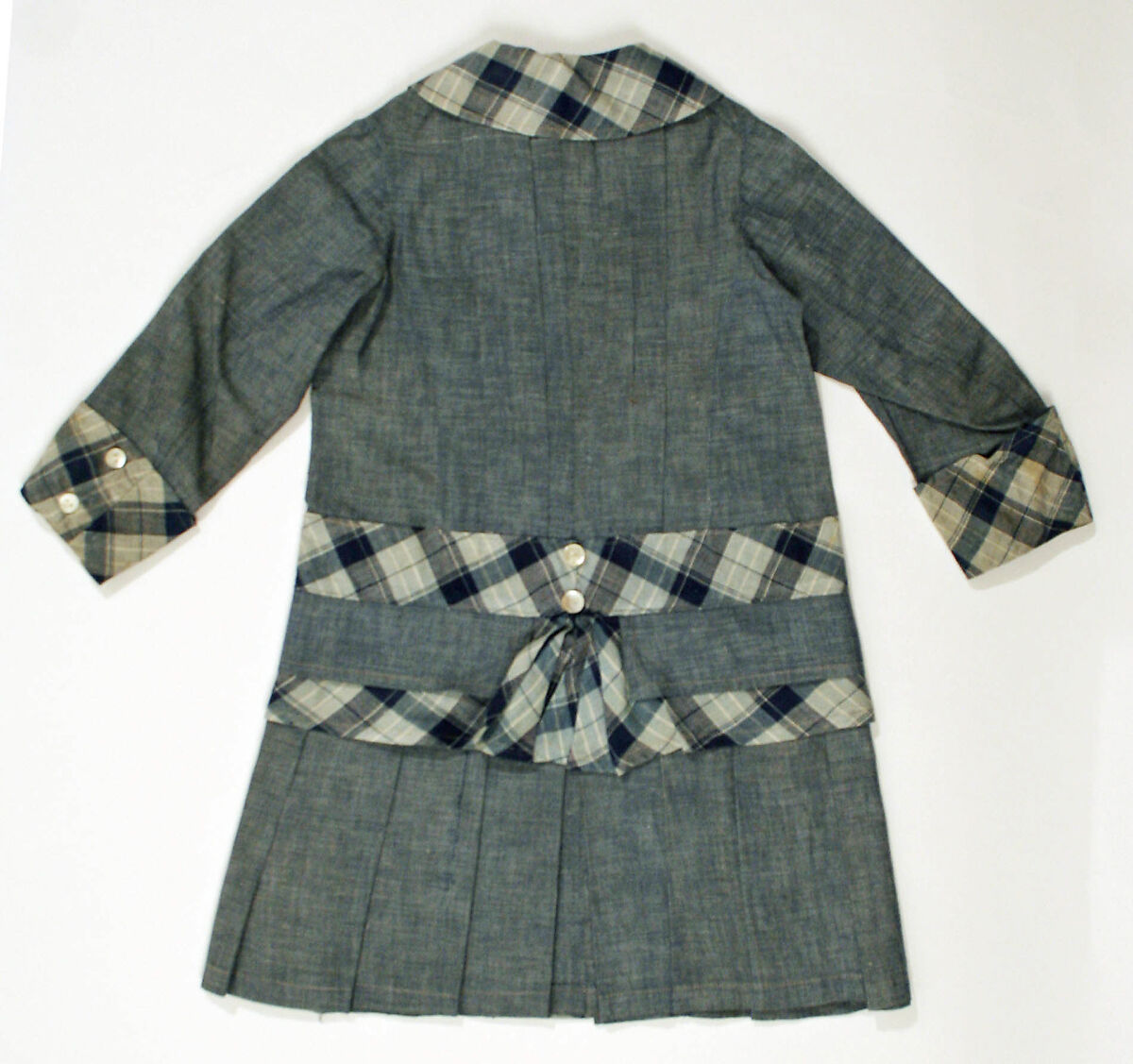 Dress, linen, probably American