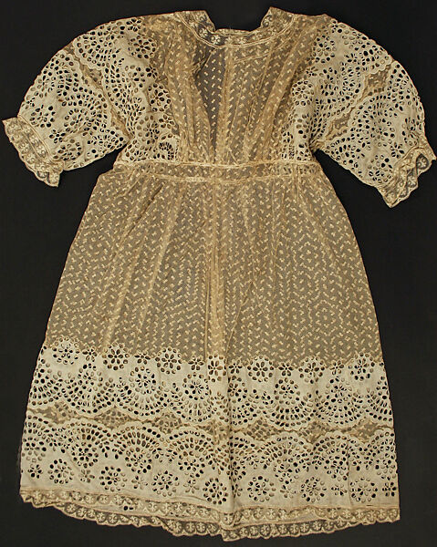 Dress, Aux Mille and Une Nuits (French), [no medium available], French 