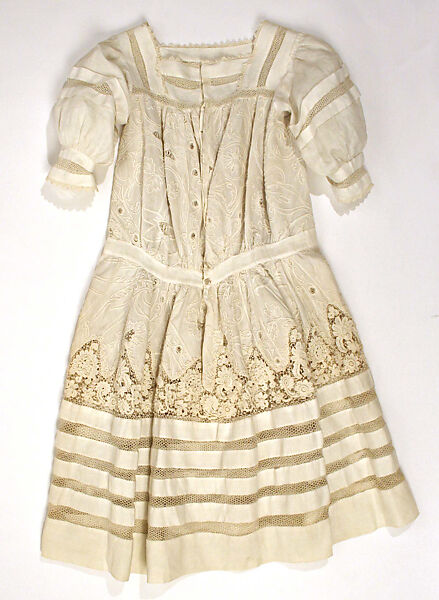 Ensemble, linen, American