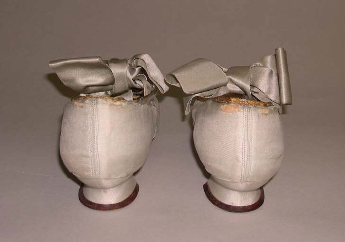 Dance ensemble, silk, wool, American