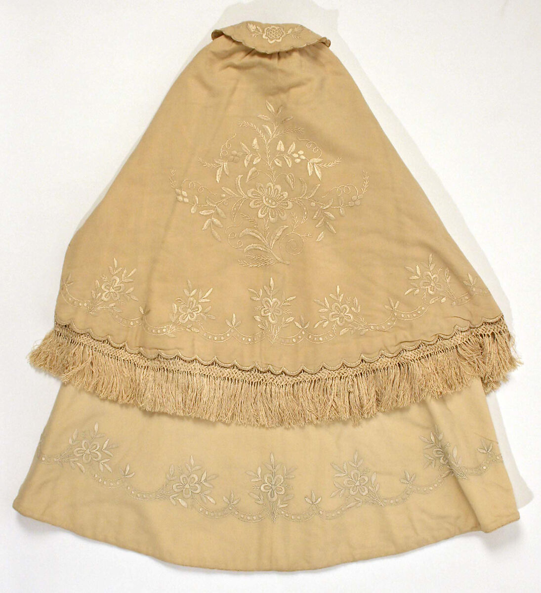 Cape, silk, American
