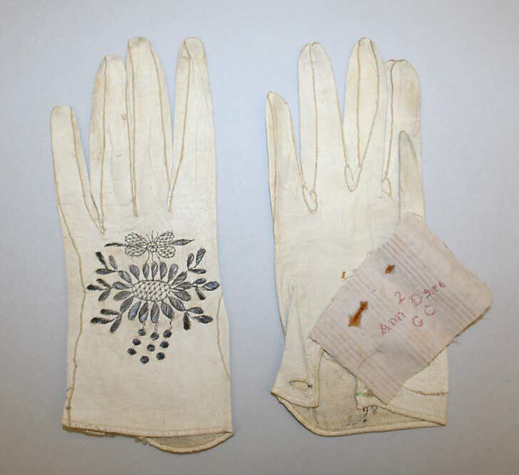 Gloves, leather, metal thread, British 