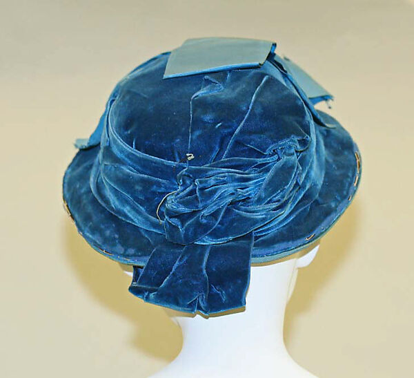 Hat, Caroline Reboux (French, active 1870–1956), silk, American