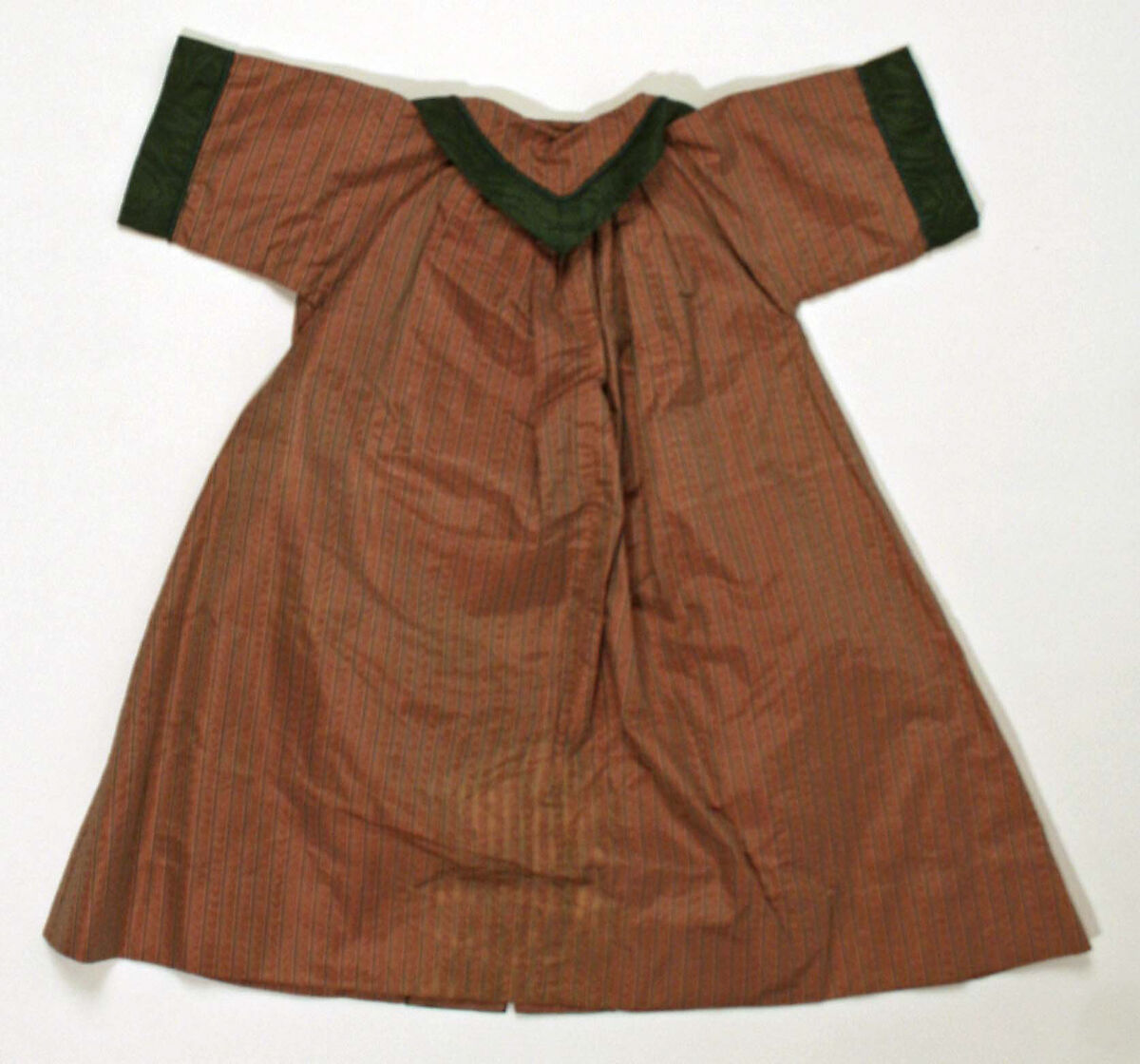 Wrapper, silk, American