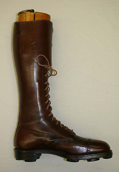 Shooting boots, leather, wood, American or European 