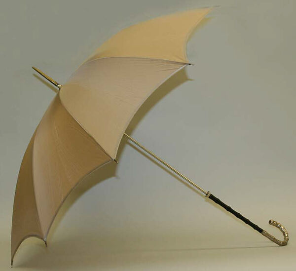 Gucci, an umbrella. - Bukowskis