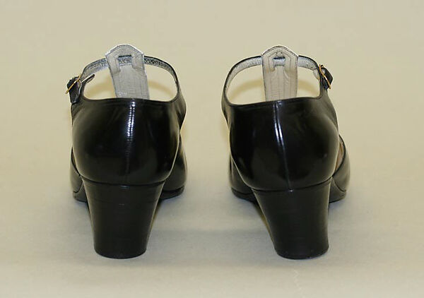 Shoes, leather, French