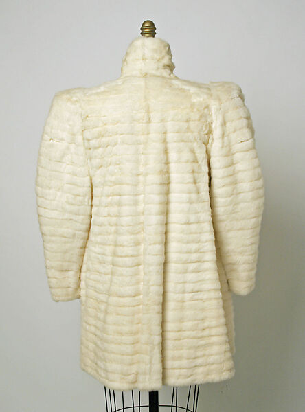 Ensemble, ermine, leather, tortoiseshell (or plastic), silk, Swedish