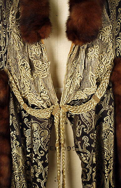 Evening cape, Hickson Inc. (American, 1902–1931), silk, metal, fur, American