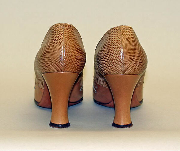 Pumps, leather, American