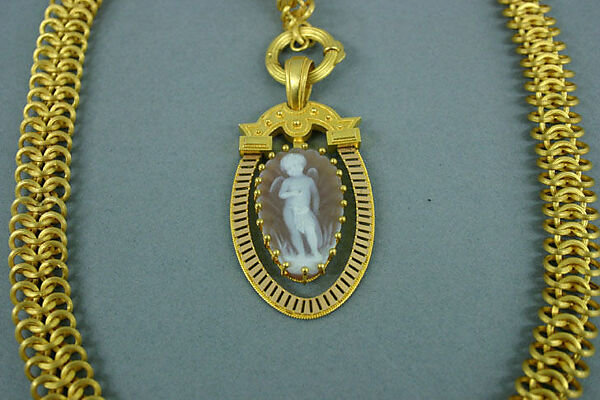 Necklace, pinchbeck, metal, American or European