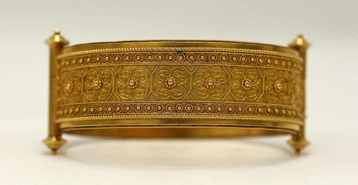 Bracelet, gold, European 