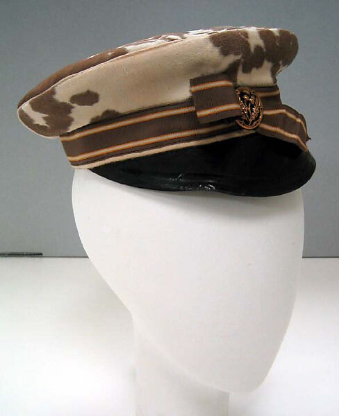 Cap, ponyskin, silk, metal, British