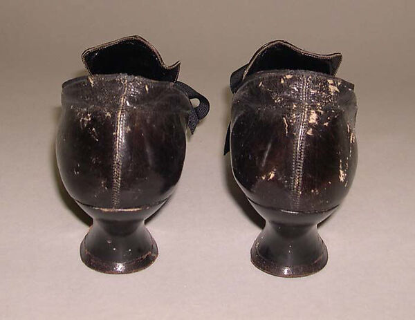 Shoes, leather, American