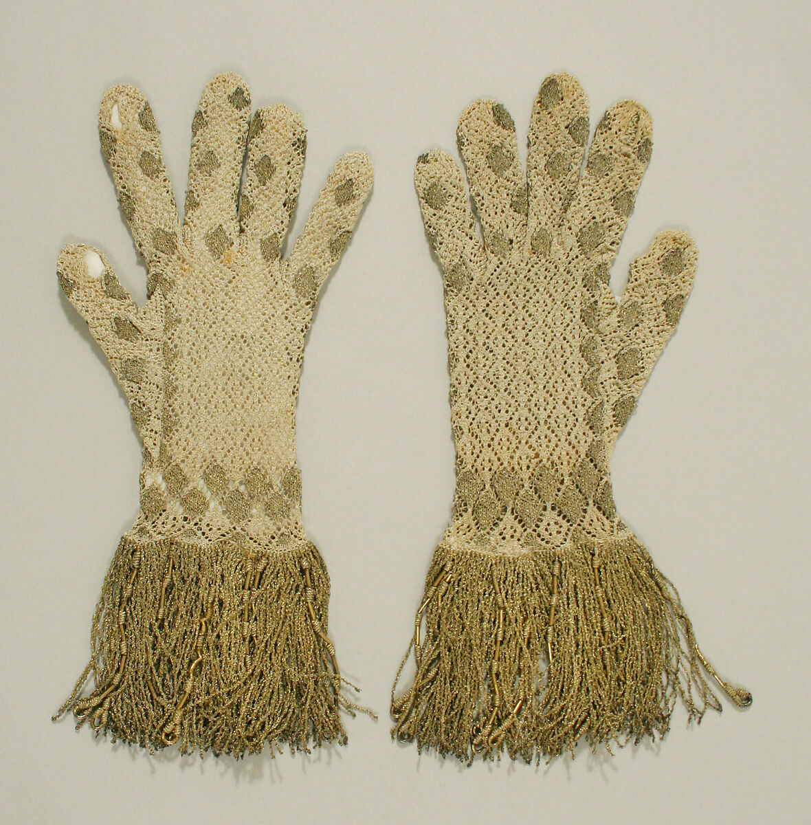 Gloves, silk, metal thread, European