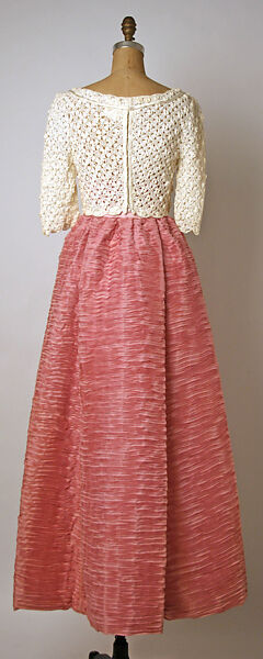 Evening ensemble, Sybil Connolly (Irish (born Wales), Swansea 1921–1998 Dublin), linen, Irish