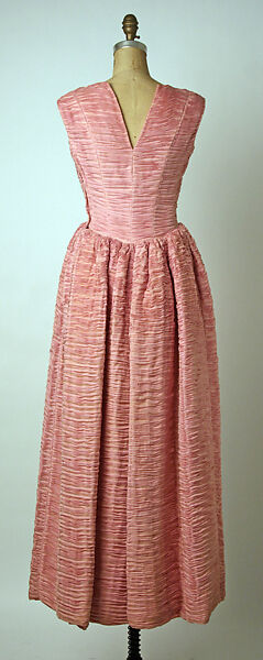 Evening dress, Sybil Connolly (Irish (born Wales), Swansea 1921–1998 Dublin), linen, Irish