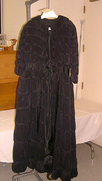 Evening coat, Sybil Connolly (Irish (born Wales), Swansea 1921–1998 Dublin), linen, Irish