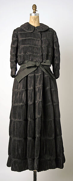Evening coat, Sybil Connolly (Irish (born Wales), Swansea 1921–1998 Dublin), linen, Irish 