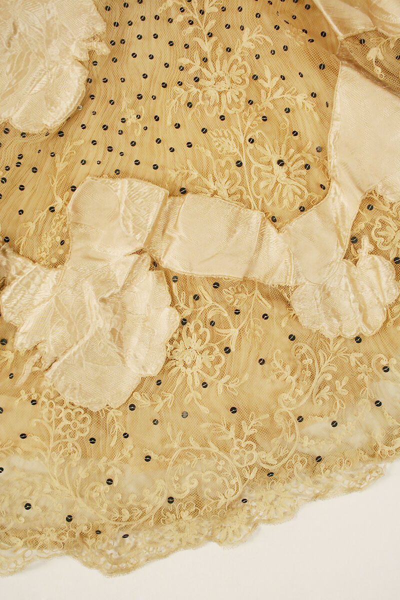 Ball gown, House of Worth (French, 1858–1956), silk, sequins, French