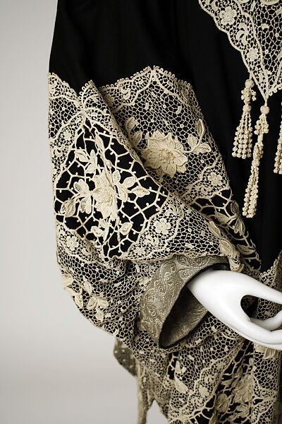 Dolman, House of Worth (French, 1858–1956), wool, metallic thread, French