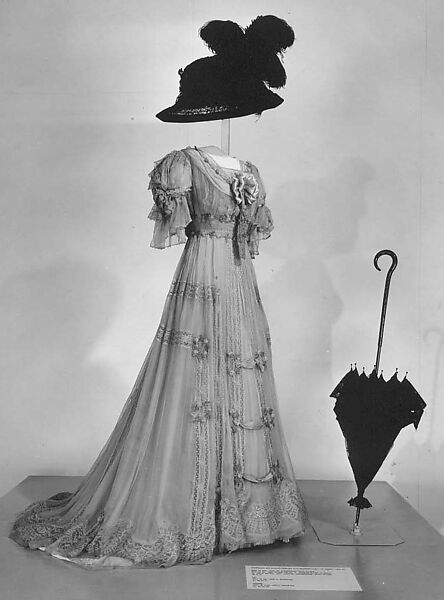 Evening dress, Jacques Doucet (French, Paris 1853–1929 Paris), silk, French