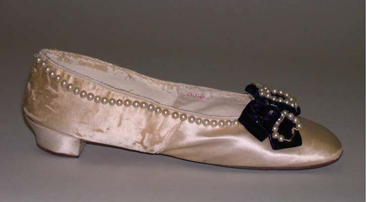 Slippers, B. Altman &amp; Co. (American, 1865–1990), silk, leather, pearls, French 